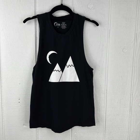 Zyia Active Women’s Size Medium Black Tank Top w/White Moon and Mountain Graphic - Picture 7 of 9